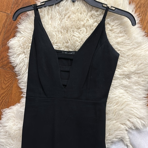 Black Dress - Picture 2 of 6